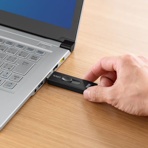 爆速スティックSSD 2TB【使用わずか/極美品】PS5/Mac対応 スティック型SSD 2TB USB3.2 Gen2 USB A スライド式コネクタ