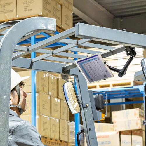 支柱取り付け用タブレットホルダー (3関節) 支柱取り付け用タブレットホルダー 3関節【メモリダイレクト】